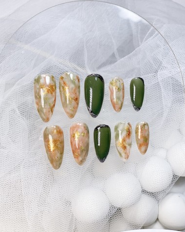 Nail Arts