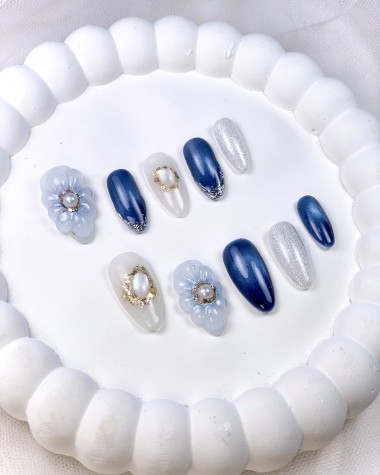 Nail Arts