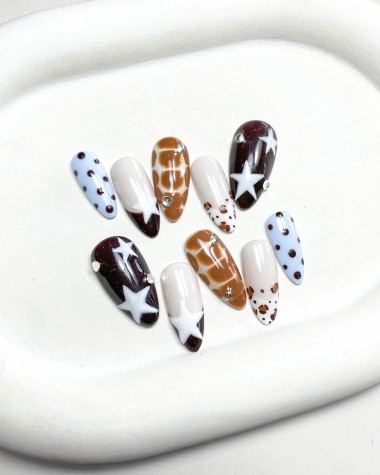 Nail Arts