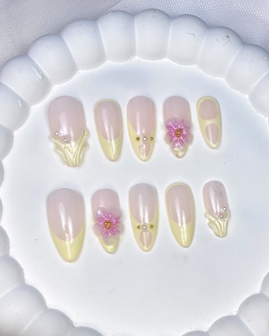 Nail Arts